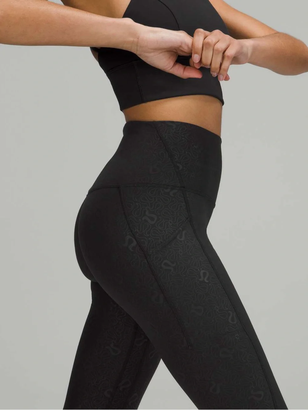 Lululemon Align Pant 25” Pockets/Color Yoga Embossed Black